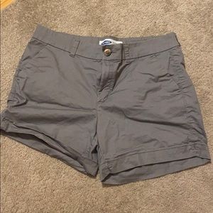 Gray old navy shorts 5”